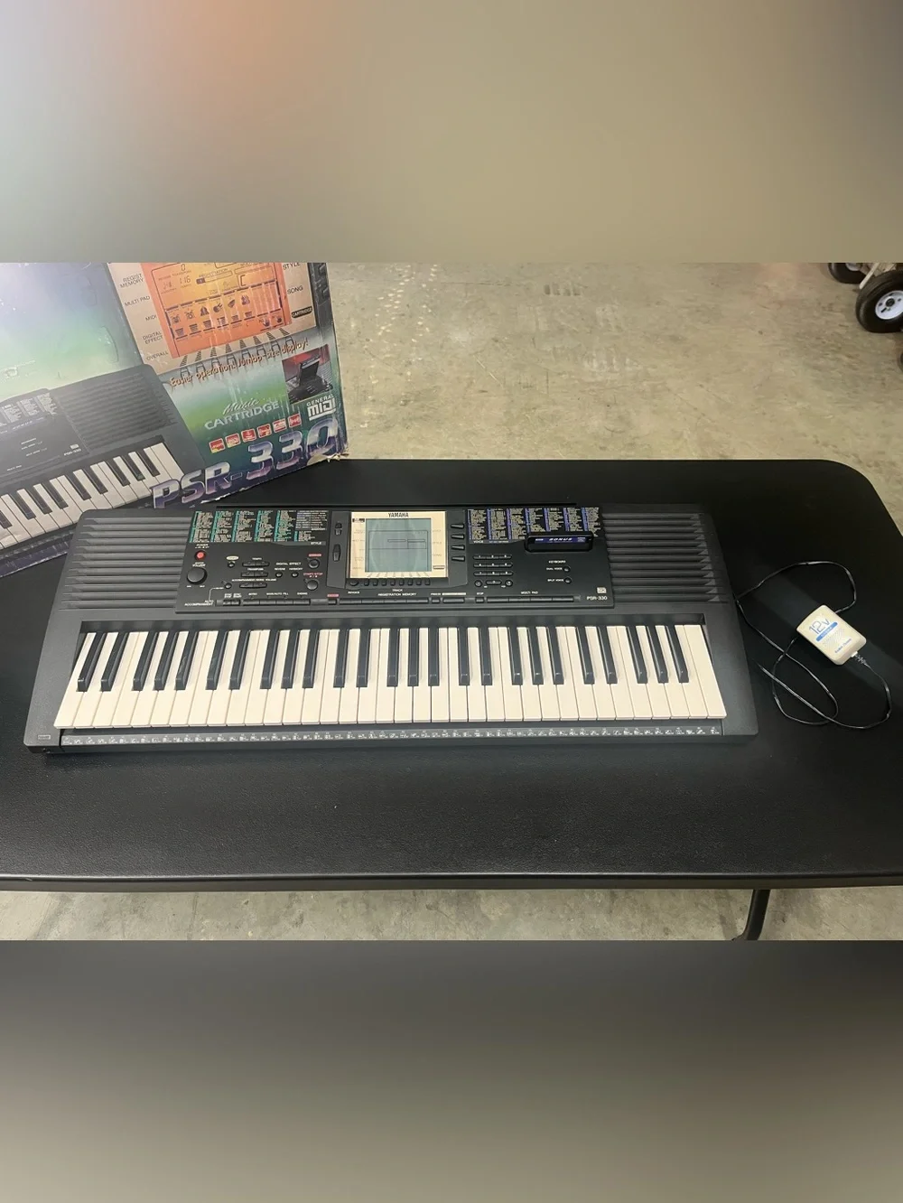 Vintage Yamaha PSR- 330 Portatone electronic keyboard synthesizer
